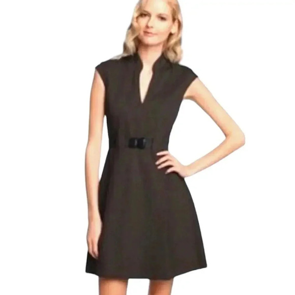 Trina Turk Charcoal Grey Belted Lace Hem Millionaire Ponte Knit Dress Size 4 - Picture 1 of 9